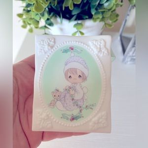 Vintage Precious Moments Meowie Christmas 1994 ornament No Chips Or Cracks